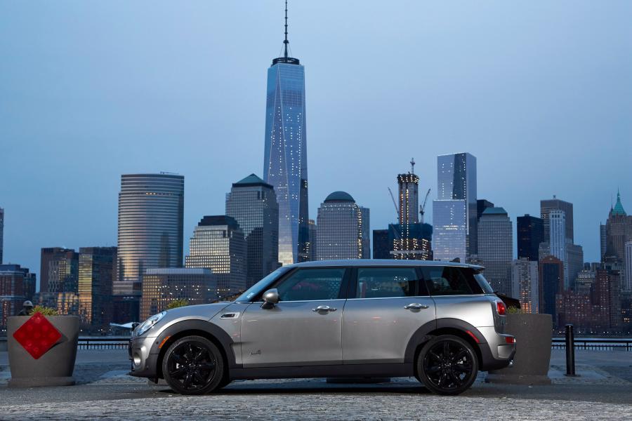  Mini Cooper S Clubman ALL4 2016 года  (US) (фото 12 из 20)